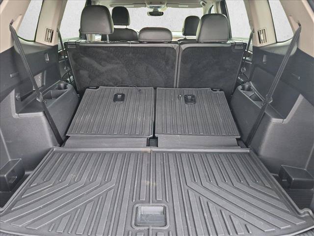 Used 2024 Volkswagen Atlas SE AWD/4WD image 6