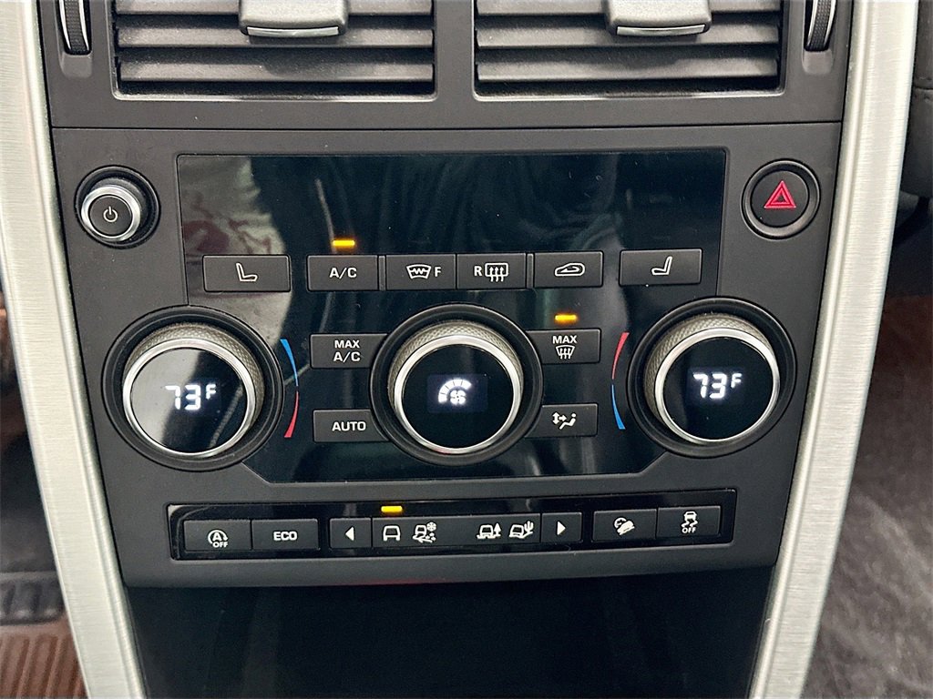 Used 2018 Land Rover Discovery Sport HSE image 17