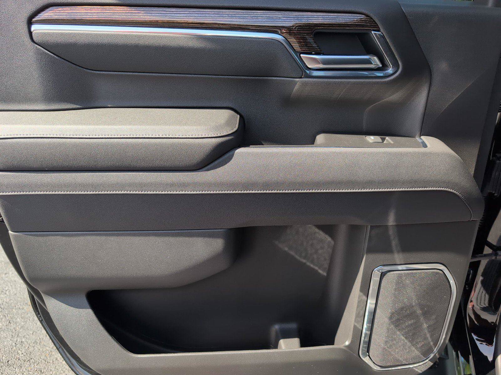 New 2026 GMC Sierra 1500 Elevation AWD/4WD image 36