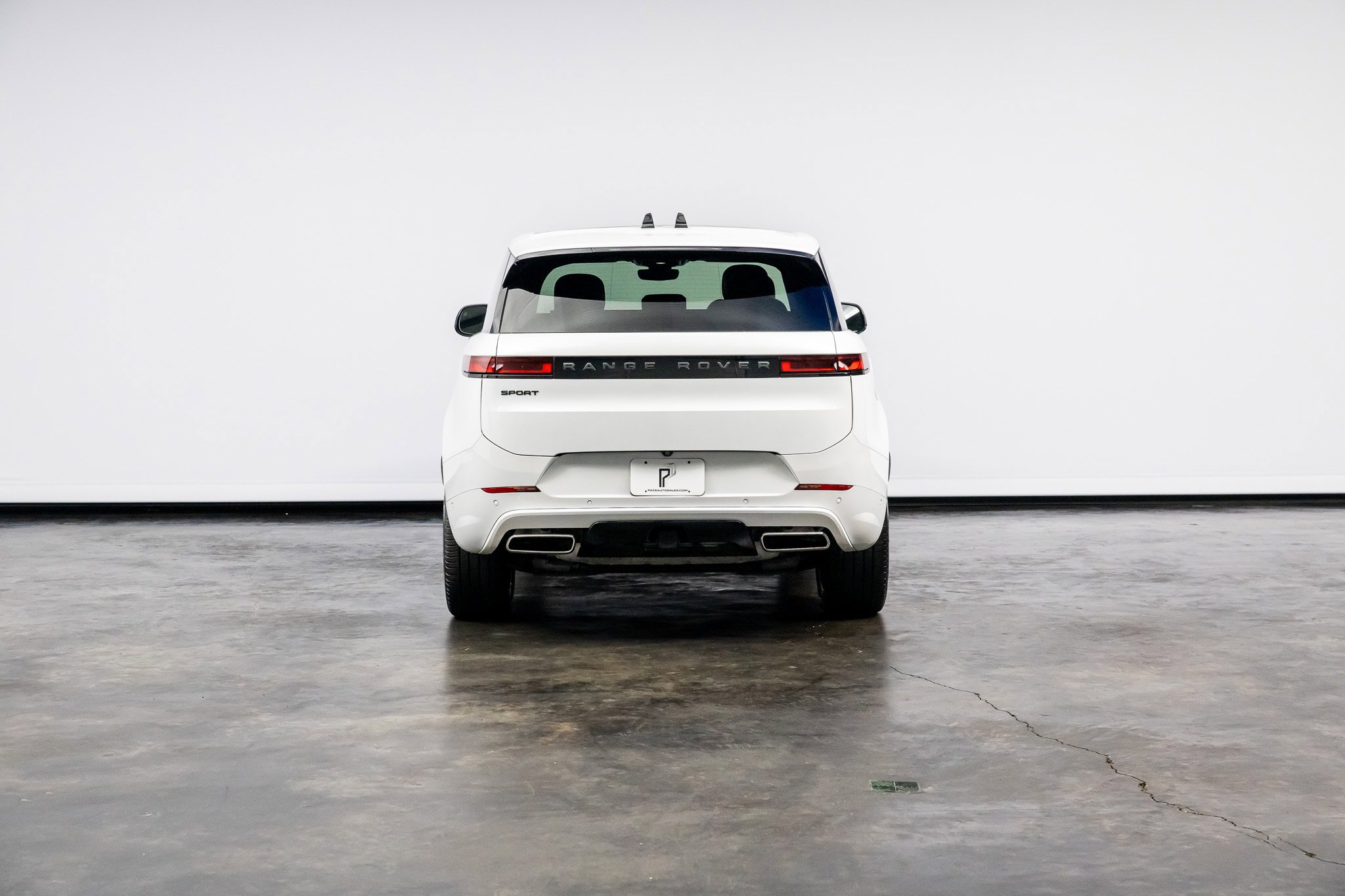 Used 2024 Land Rover Range Rover Sport Dynamic SE AWD/4WD image 16