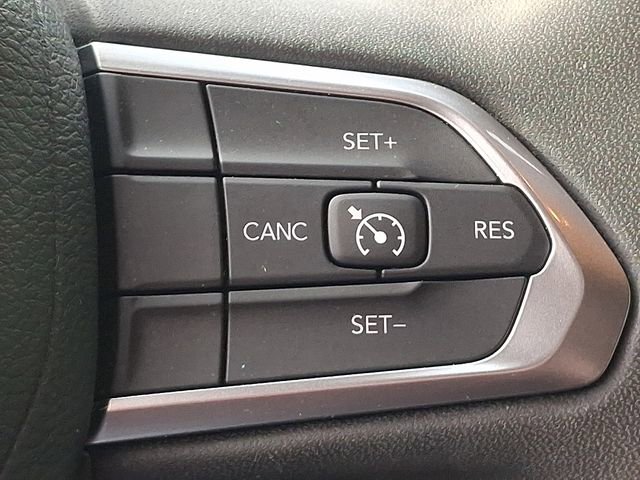 Used 2024 Jeep Compass Latitude AWD/4WD image 22