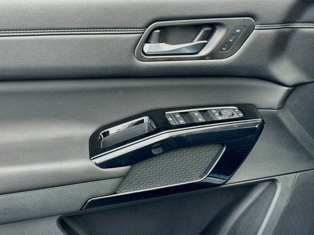 New 2026 Nissan Pathfinder Platinum AWD/4WD image 17