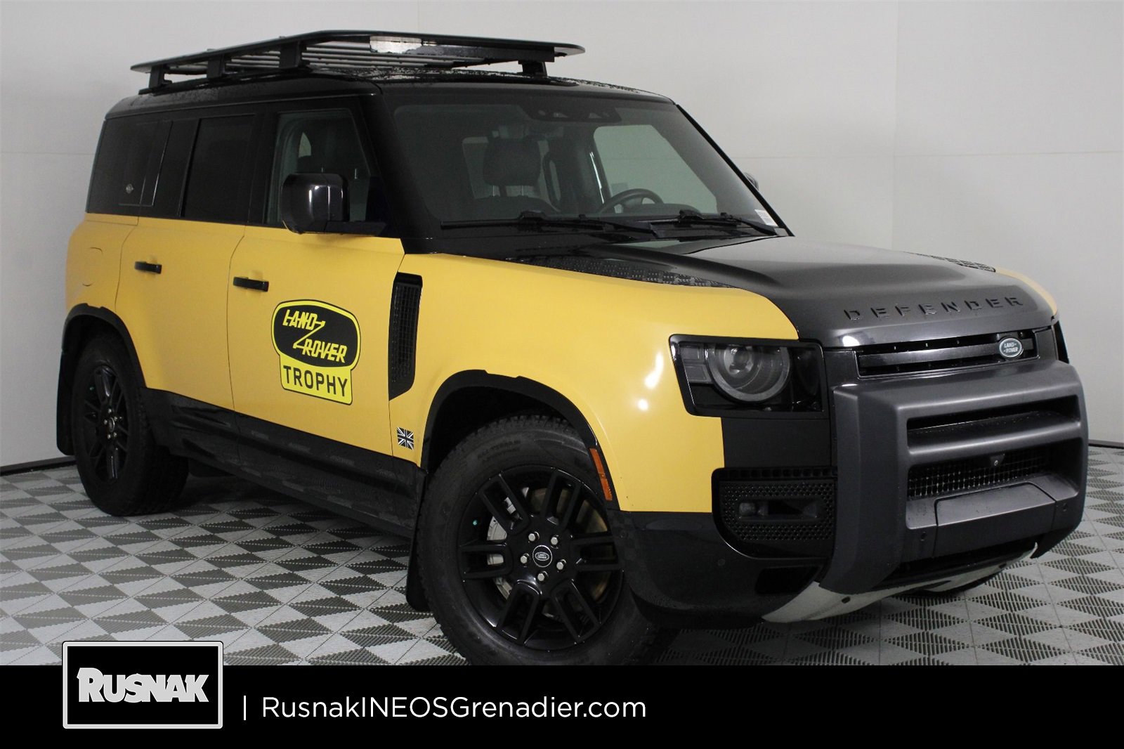 Used 2022 Land Rover Defender 110 X-Dynamic SE image 1