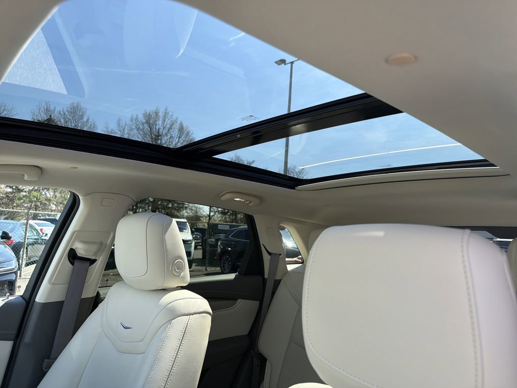 Used 2024 Cadillac XT5 Premium Luxury AWD/4WD image 28
