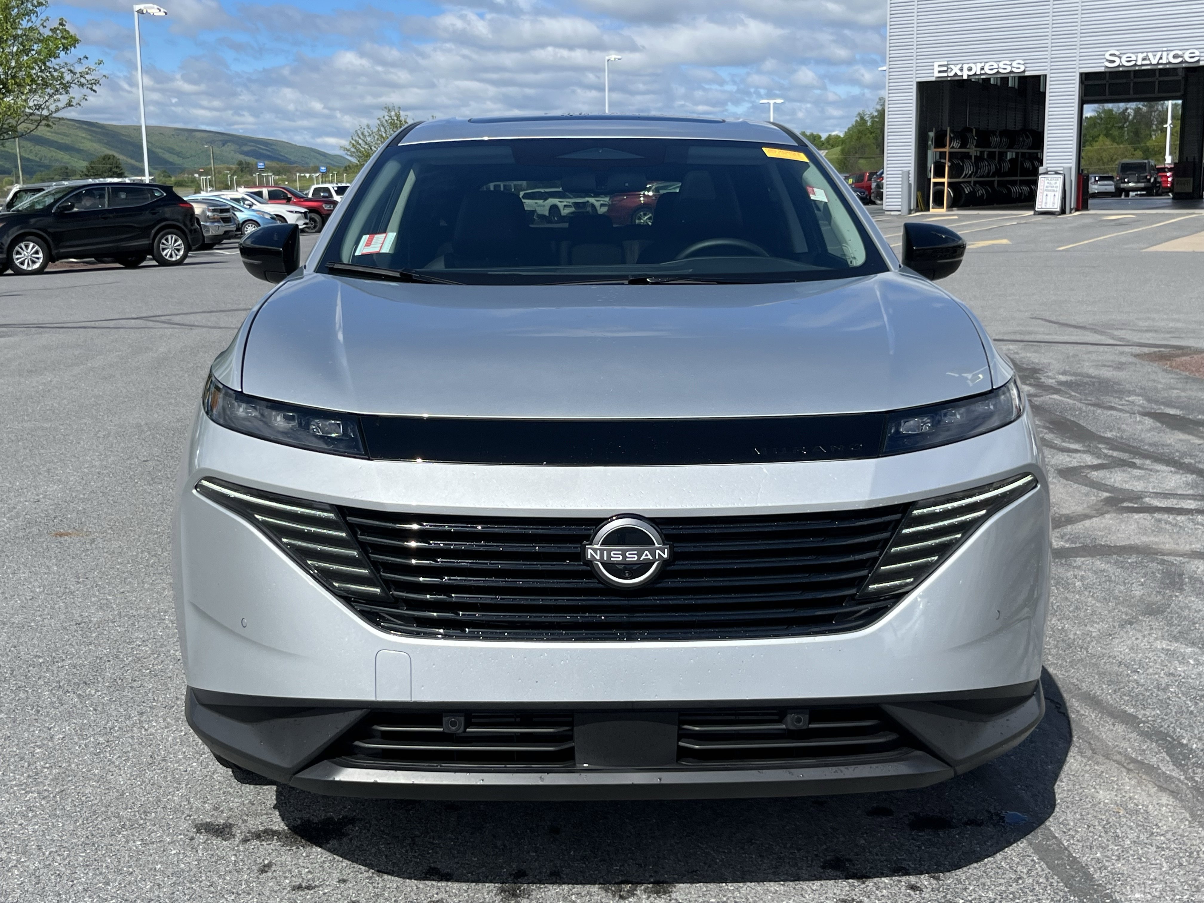 Used 2025 Nissan Murano SL AWD/4WD image 9