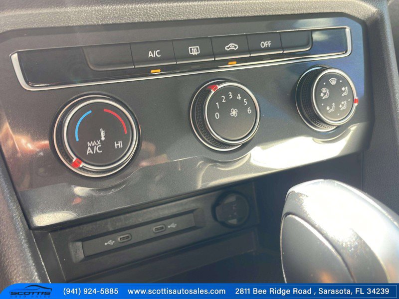 Used 2020 Volkswagen Tiguan S image 35