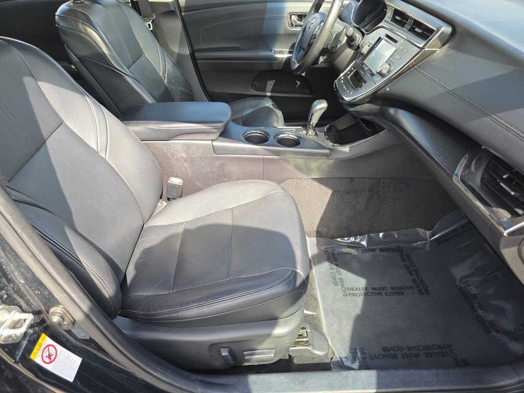 Used 2016 Toyota Avalon Touring image 19