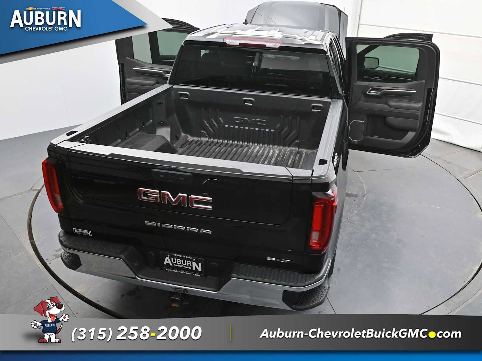 Used 2024 GMC Sierra 1500 SLT image 36