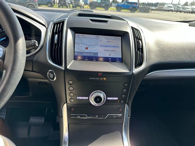 Used 2020 Ford Edge Titanium w/ Class II Trailer Tow Package image 15