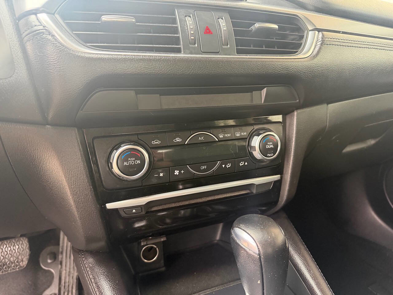 Used 2017 MAZDA MAZDA6 Touring FWD image 22