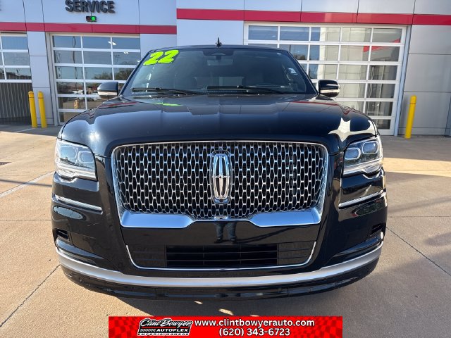Used 2022 Lincoln Navigator Reserve AWD/4WD image 9