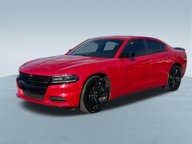 Used 2018 Dodge Charger SXT w/ Blacktop Package RWD image 3