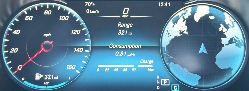 Used 2021 Mercedes-Benz GLC 300 4MATIC w/ AMG Line image 75