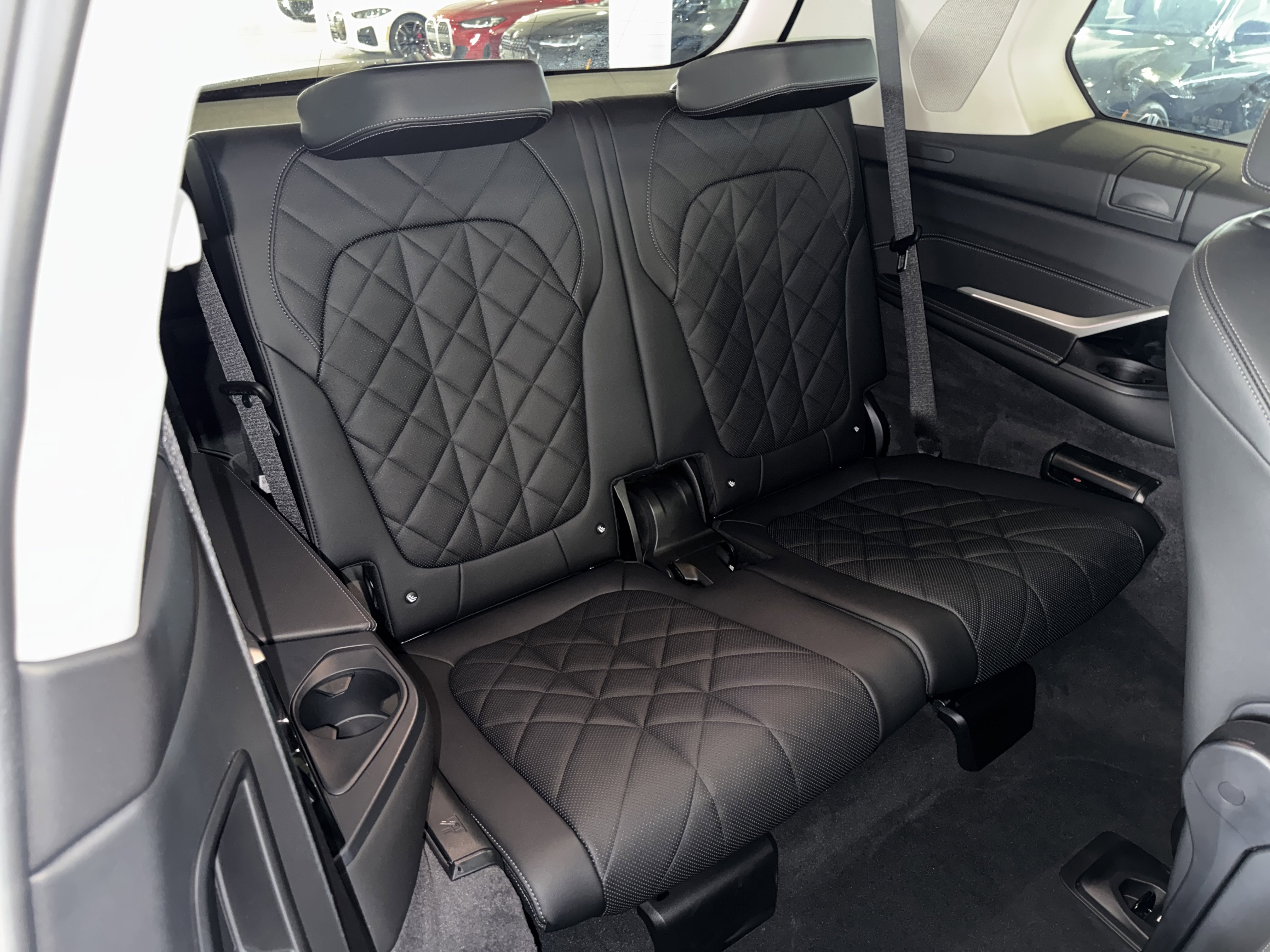 Used 2023 BMW X7 xDrive40i w/ Premium Package image 13
