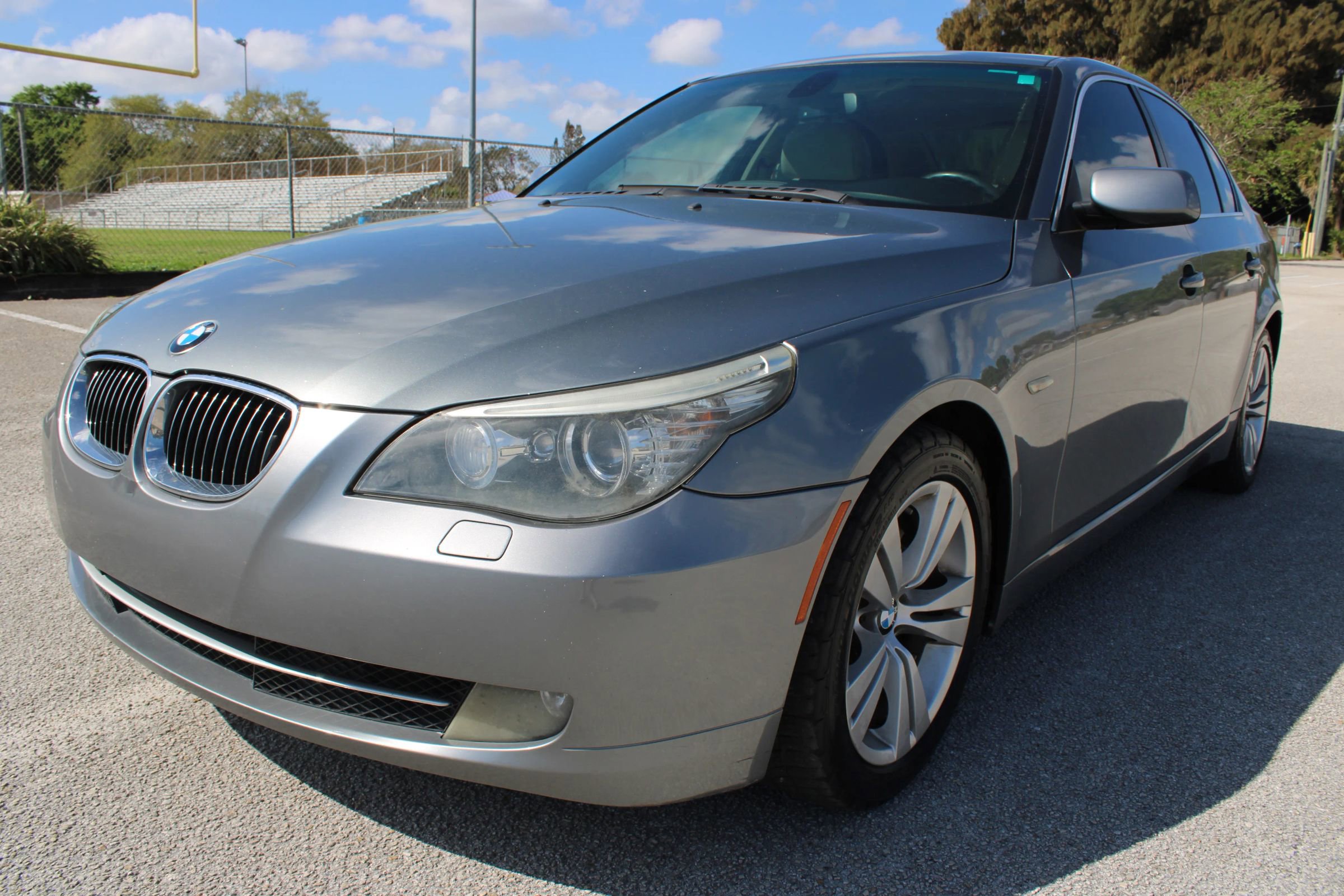 Used 2009 BMW 528i Sedan image 9