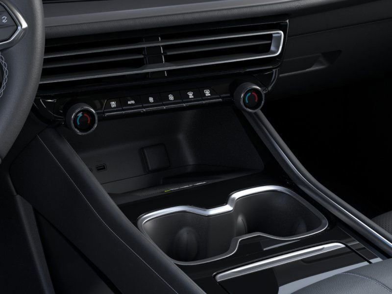 New 2025 Chevrolet Traverse LT w/ Enhanced Driving Package image 38