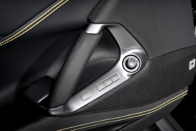 Certified 2022 Ferrari 812 GTS RWD image 64