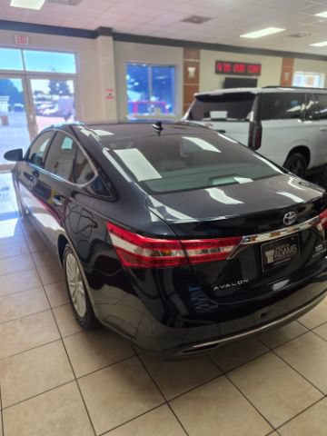 Used 2015 Toyota Avalon Limited w/ Technology Package FWD image 6