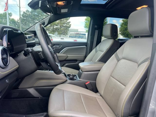 Used 2024 Chevrolet Colorado ZR2 w/ ZR2 Convenience Package III AWD/4WD image 22