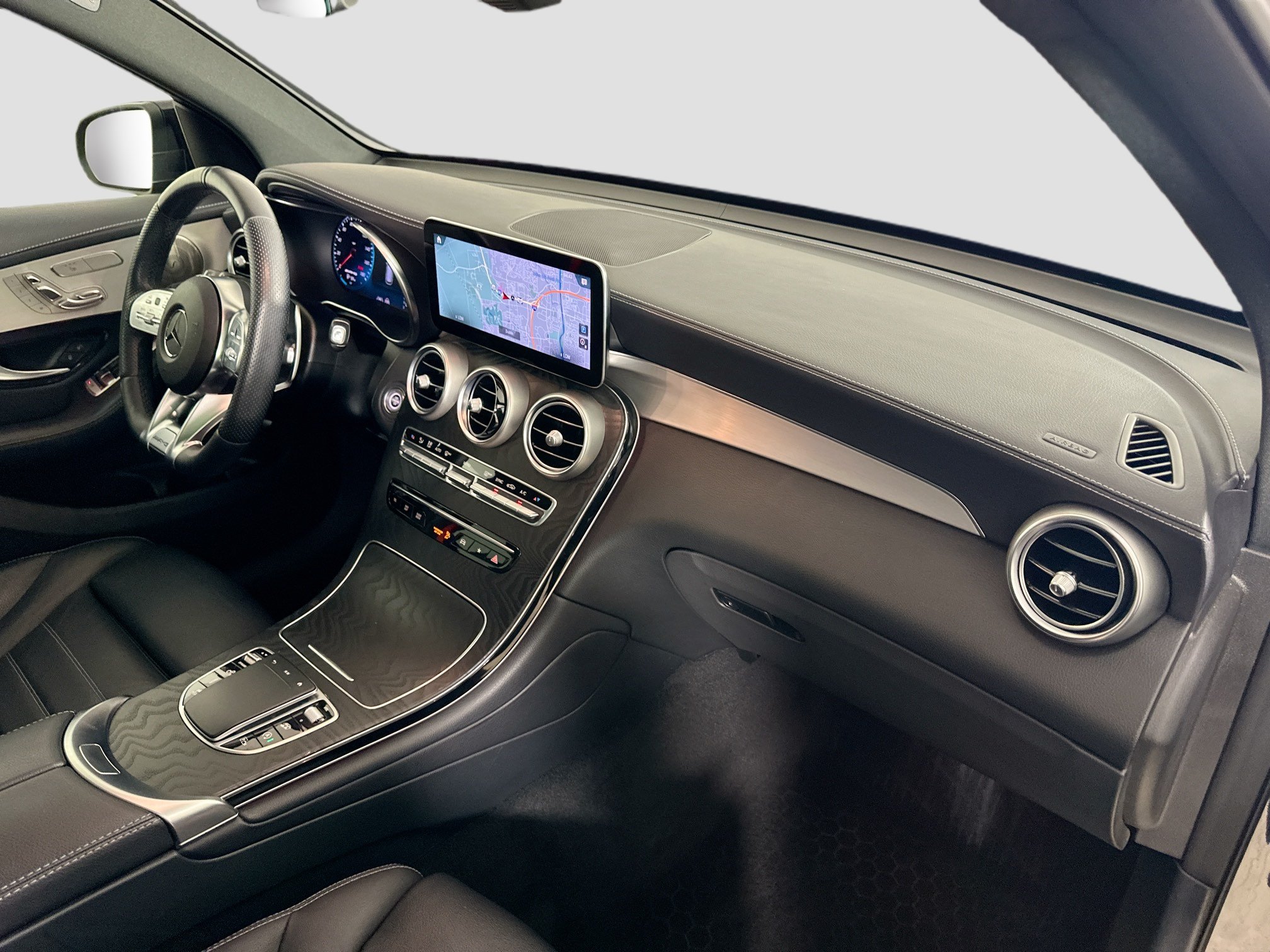 Certified 2021 Mercedes-Benz GLC 43 AMG 4MATIC image 36