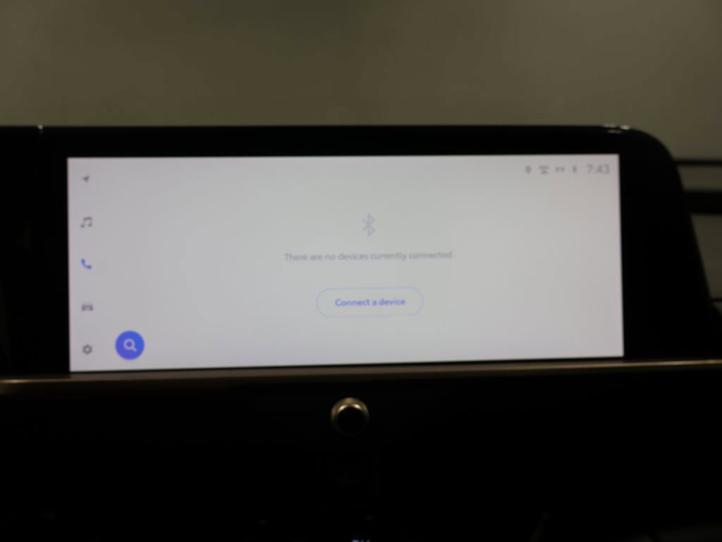 Used 2024 Toyota Crown Limited image 25