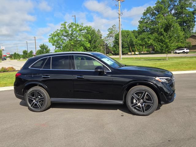 New 2026 Mercedes-Benz GLC 300 4MATIC image 2