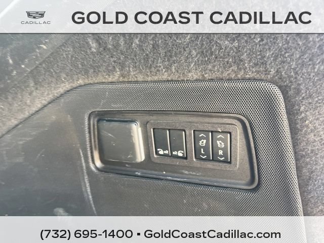 Used 2023 Cadillac Escalade ESV Premium Luxury AWD/4WD image 15
