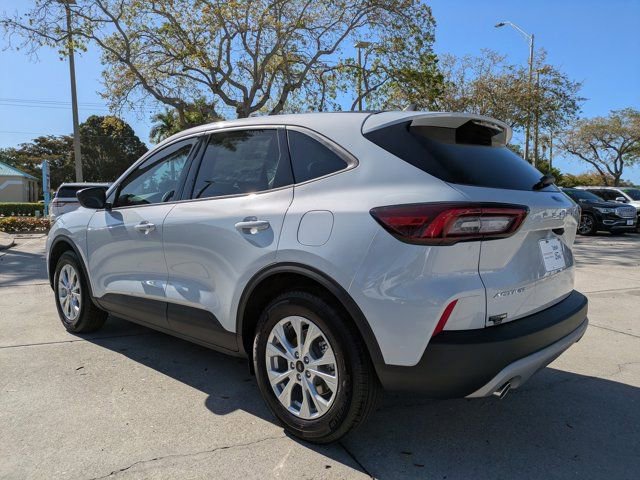 New 2026 Ford Escape Active image 4