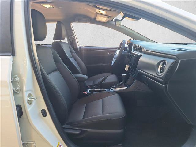 Used 2018 Toyota Corolla LE image 20
