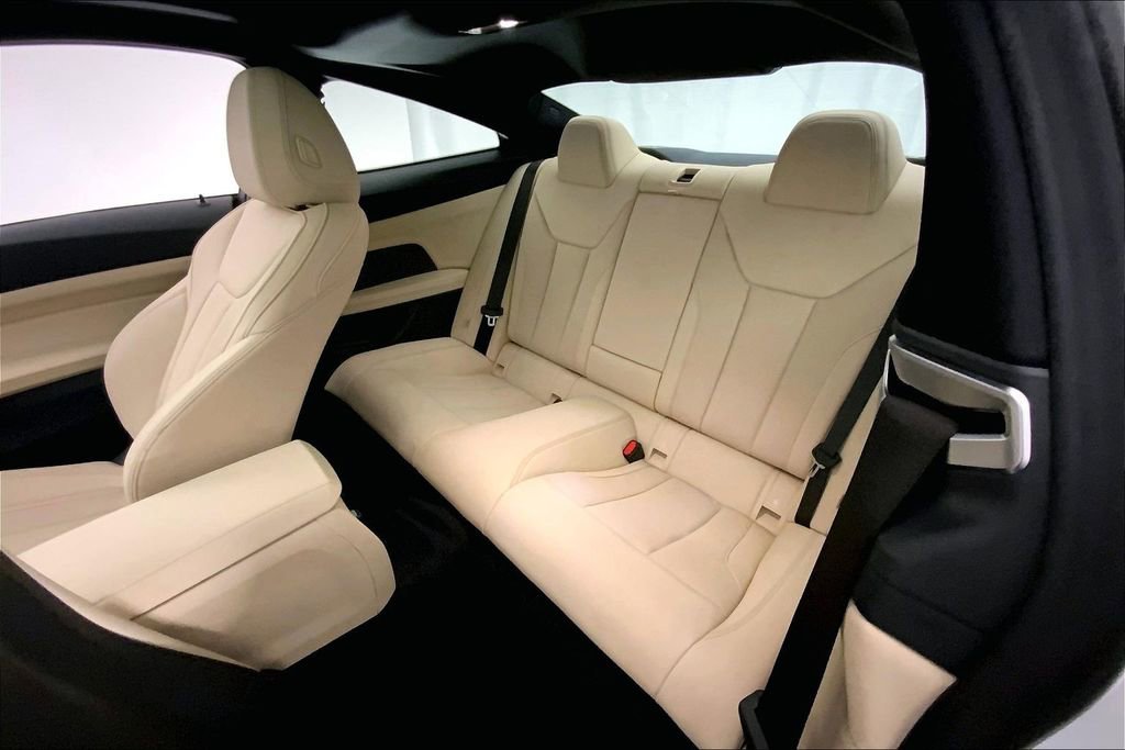 Certified 2025 BMW 430i xDrive Coupe w/ Premium Package image 14