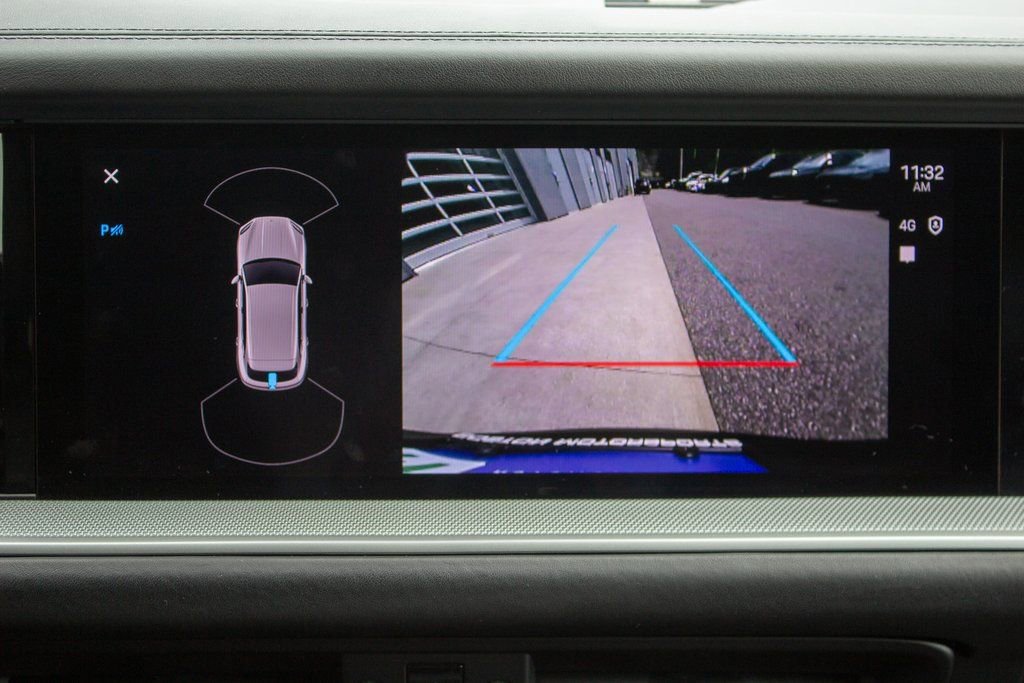 Used 2024 Porsche Cayenne S w/ Premium Package image 18