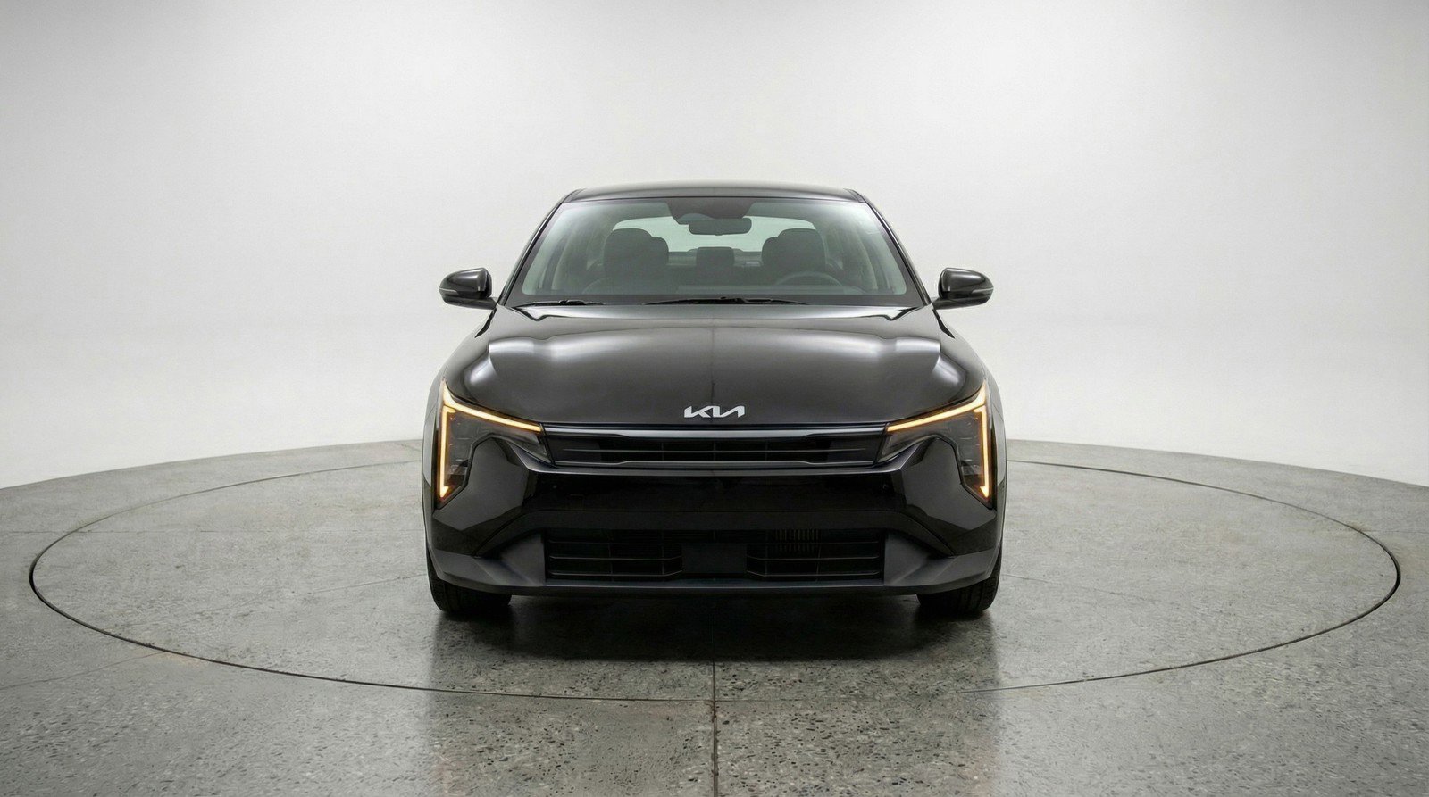 Used 2025 Kia K4 LXS FWD image 2