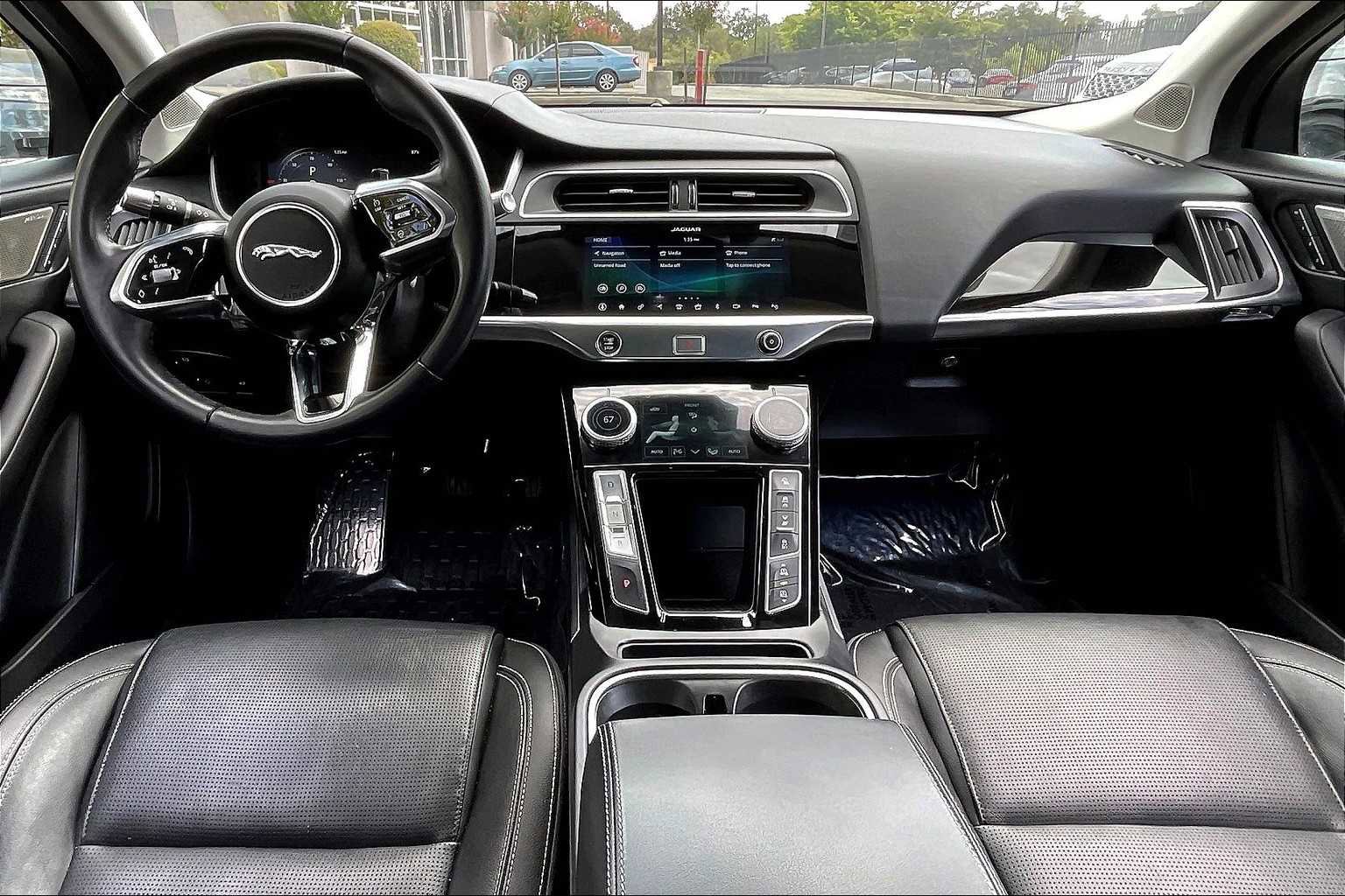 Used 2020 Jaguar I-PACE SE image 17