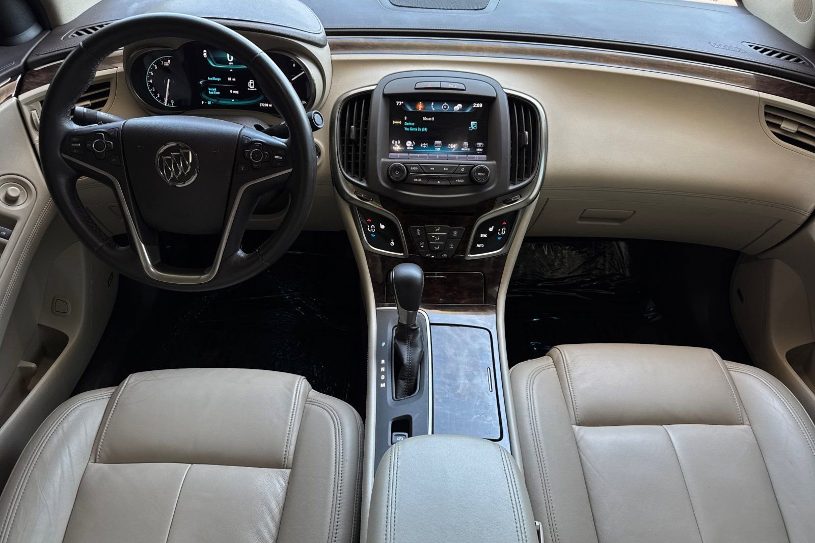 Used 2016 Buick LaCrosse Leather FWD image 16