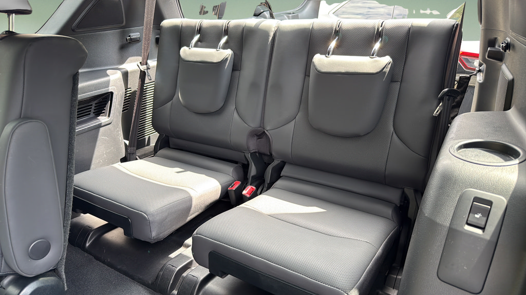 Used 2023 Lexus GX 460 Premium AWD/4WD image 18