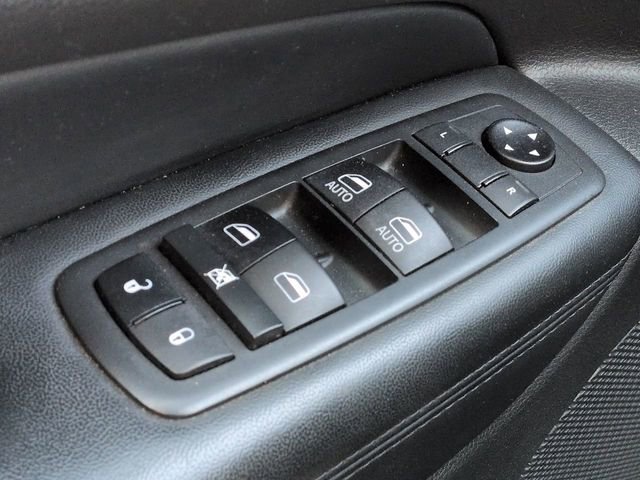 Certified 2021 Jeep Grand Cherokee Laredo w/ Security & Convenience Group image 29