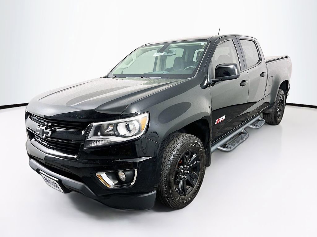 Certified 2017 Chevrolet Colorado Z71 w/ Z71 Midnight Edition AWD/4WD image 3