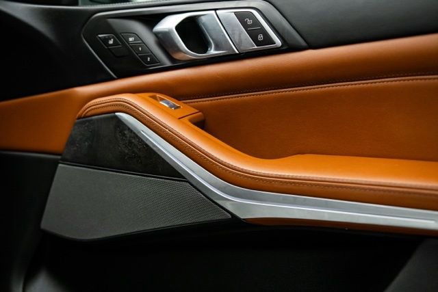 Used 2023 BMW X7 xDrive40i w/ Executive Package AWD/4WD image 31