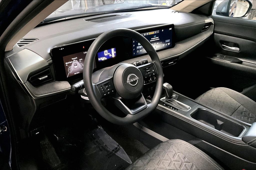 Certified 2025 Nissan Kicks SV image 14