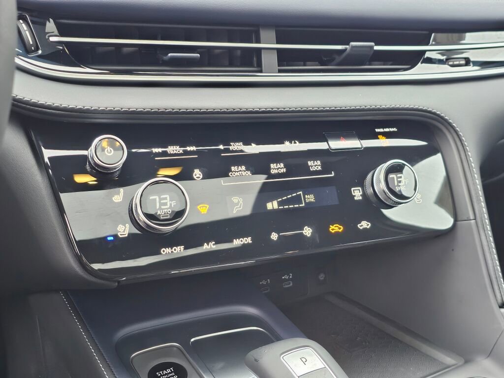 New 2026 INFINITI QX60 Sport image 37