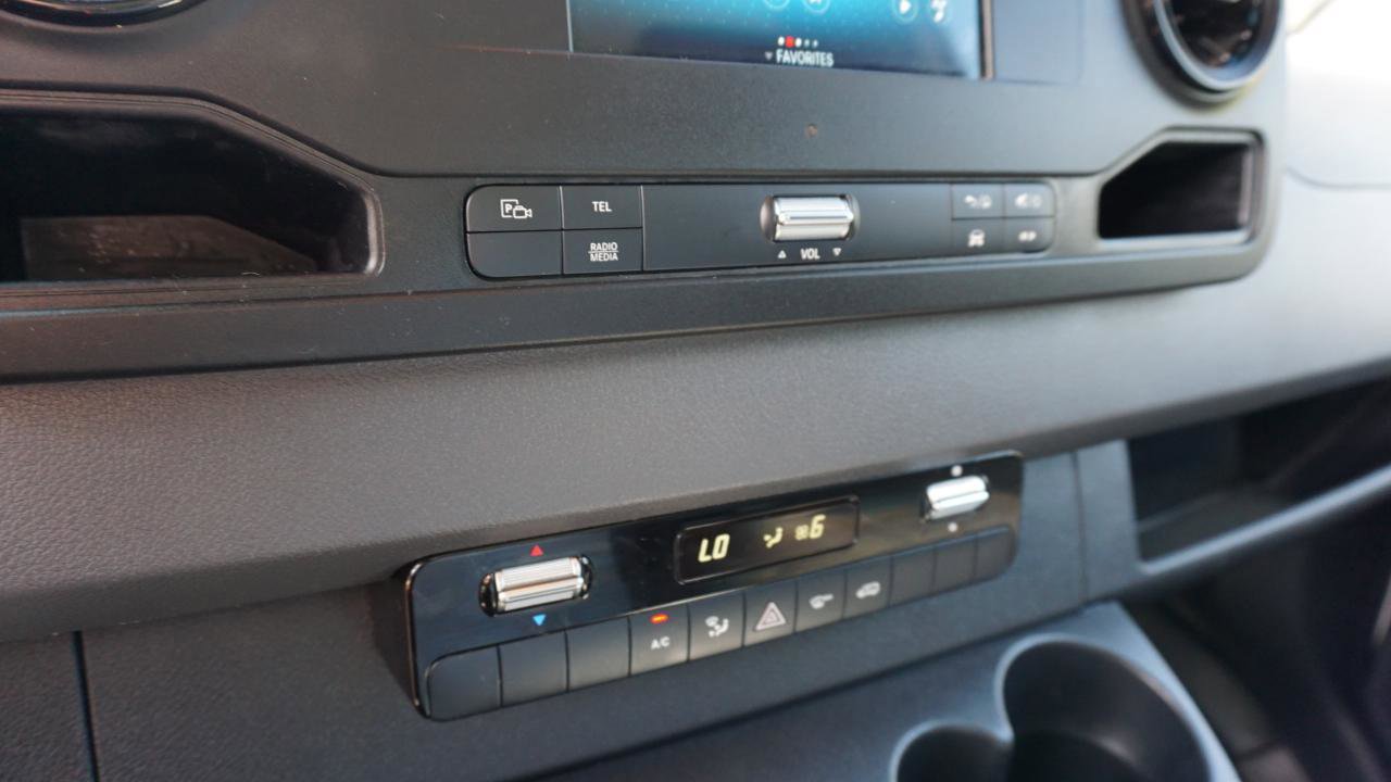 Used 2021 Mercedes-Benz Sprinter 4500 w/ Premium Package image 16