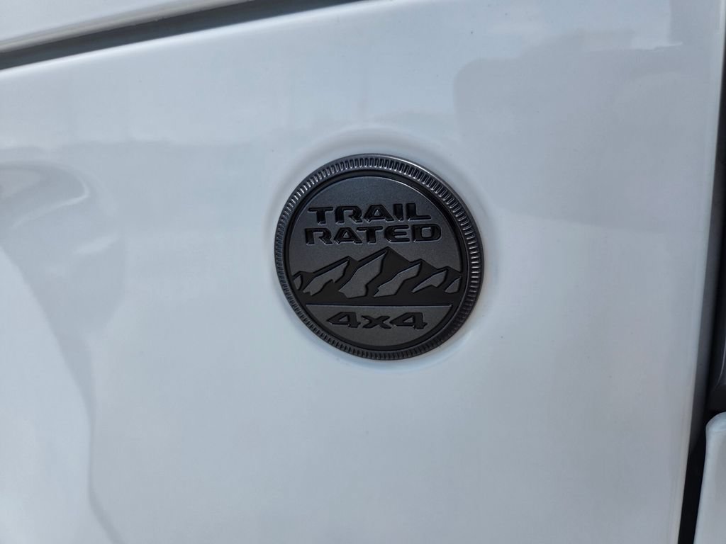 Used 2023 Jeep Wrangler Unlimited Sport AWD/4WD image 4
