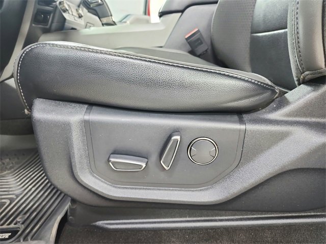 Used 2019 Ford F150 Raptor w/ Equipment Group 802A Luxury image 20