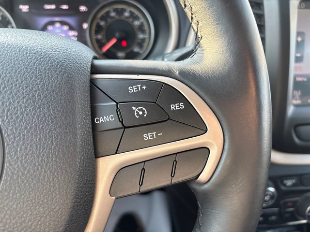 Used 2014 Jeep Cherokee Limited AWD/4WD image 12