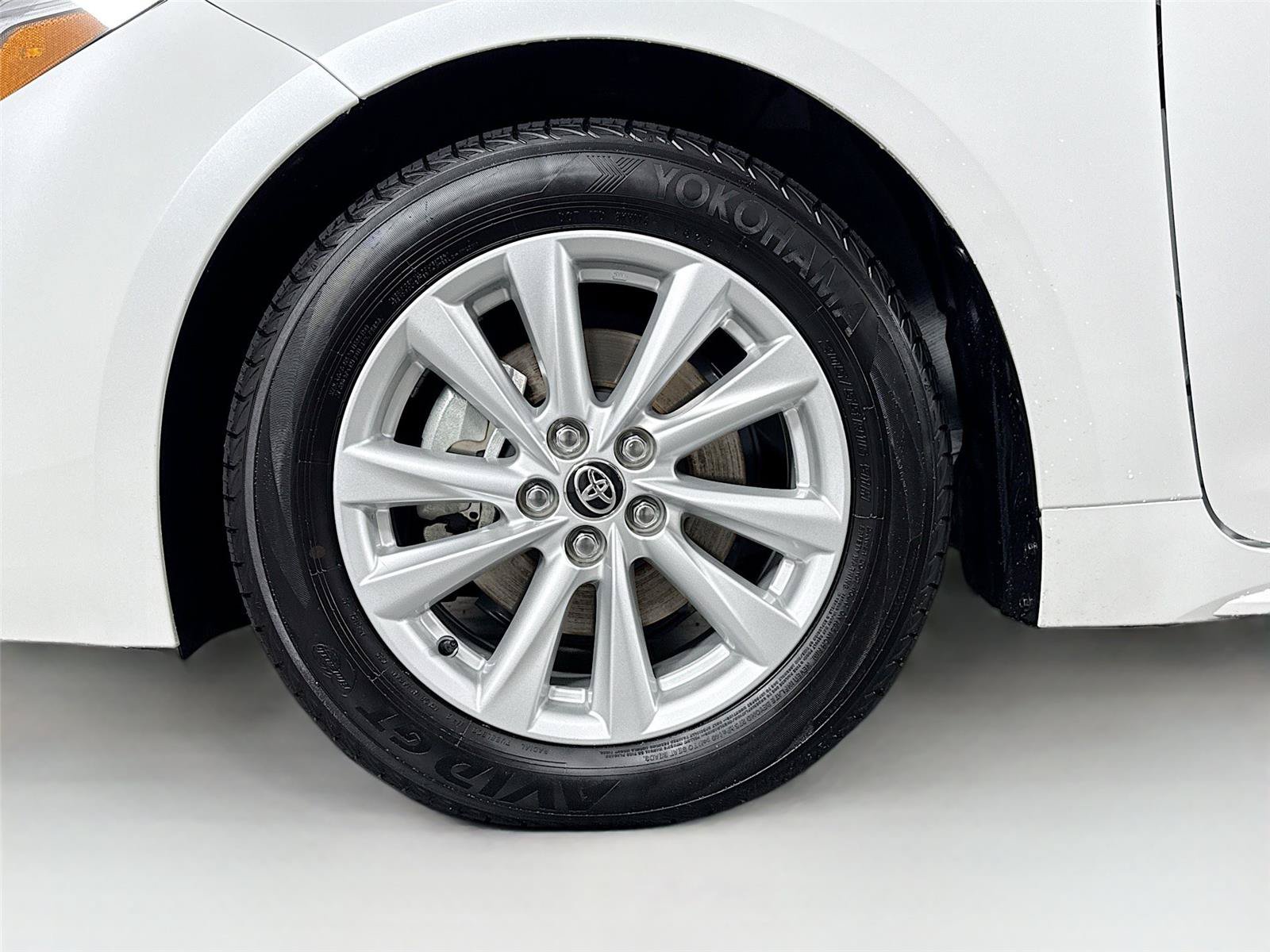 Certified 2025 Toyota Corolla SE FWD image 42