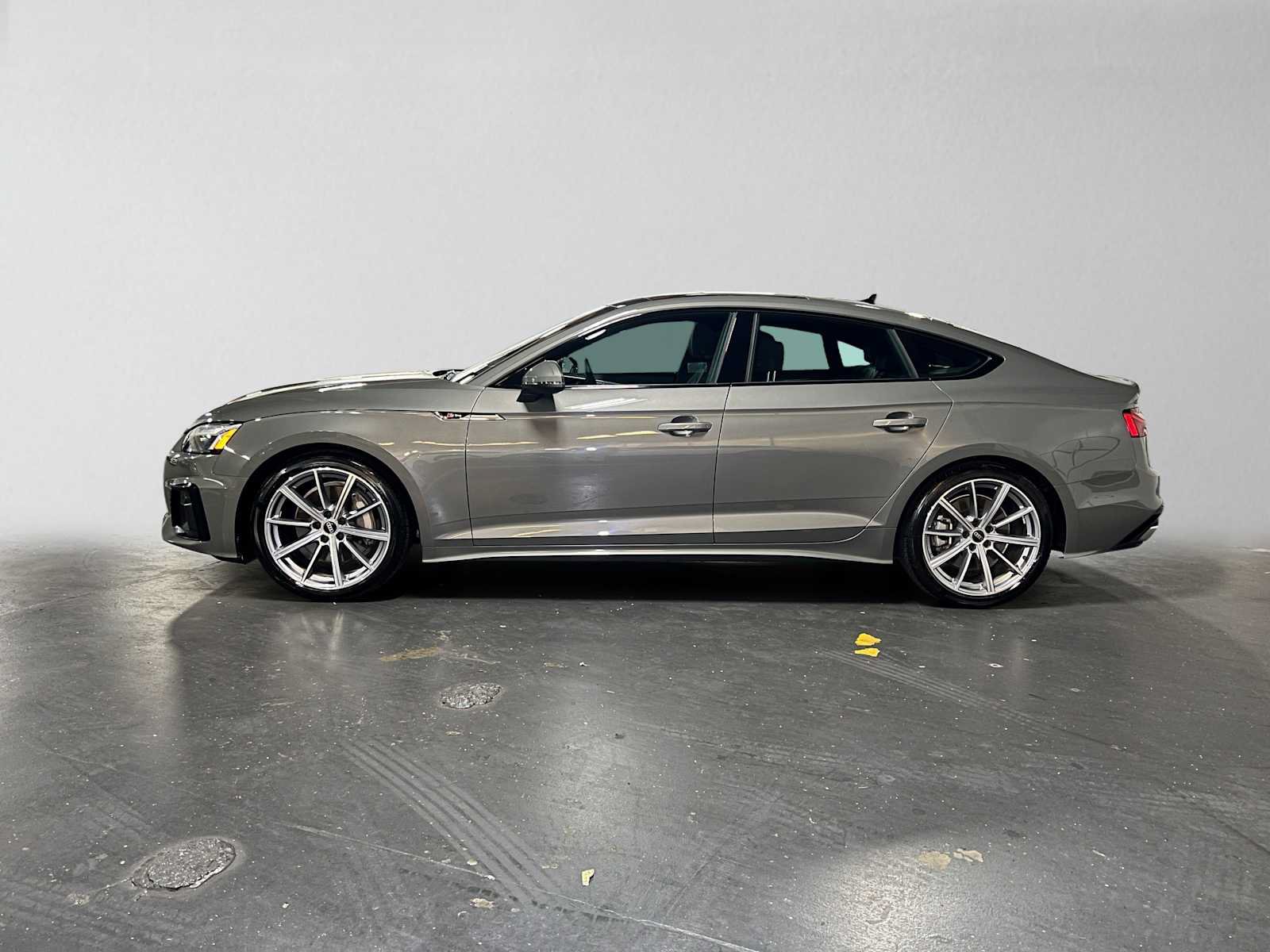 Used 2025 Audi A5 2.0T Premium Plus AWD/4WD image 6