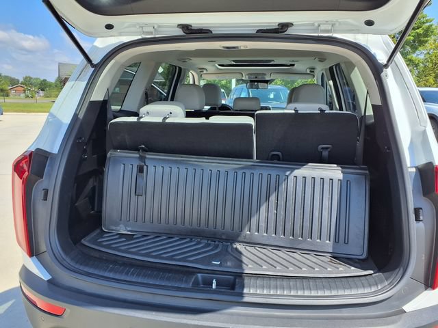 Used 2020 Kia Telluride S w/ S 8 Passenger Seating Package FWD image 28