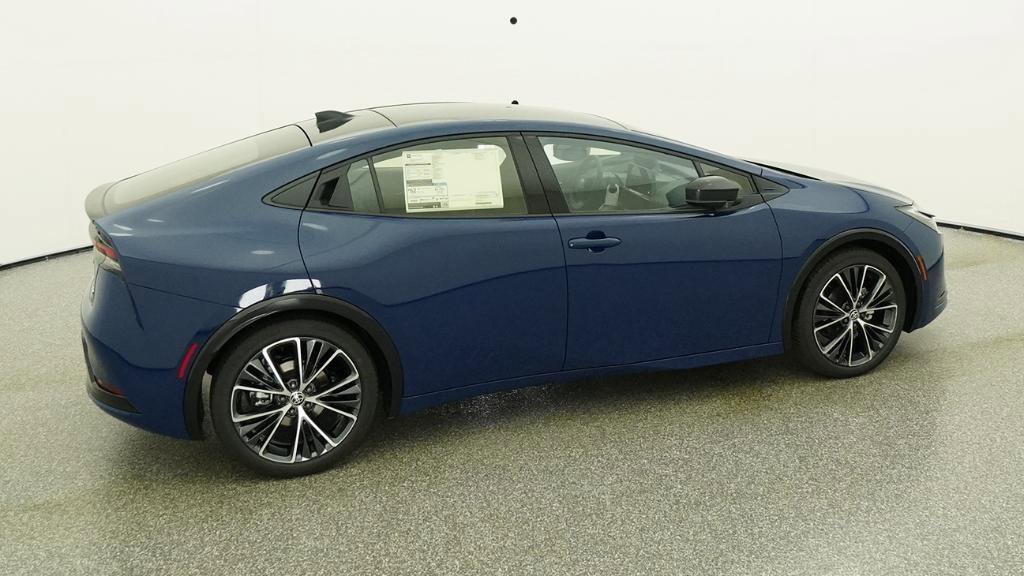 New 2026 Toyota Prius Limited FWD image 4