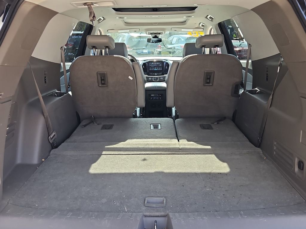 Used 2018 Chevrolet Traverse Premier w/ Driver Confidence II Package image 17