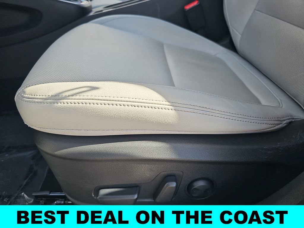 Used 2022 Hyundai Kona Limited image 29